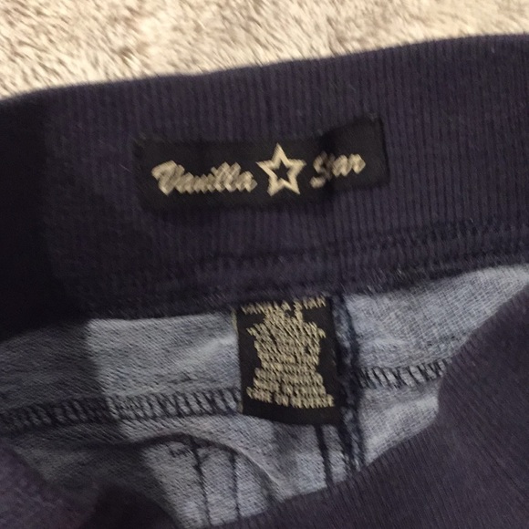 Two pairs of pants - Picture 5 of 5